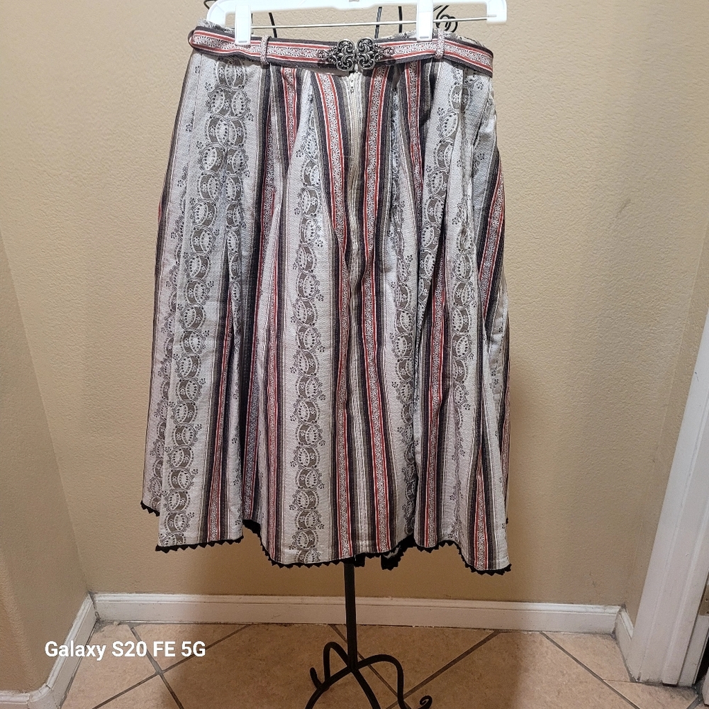 Gorgeous Trachten Skirt, Folk Austria  German Skirt Vintage uses good condition